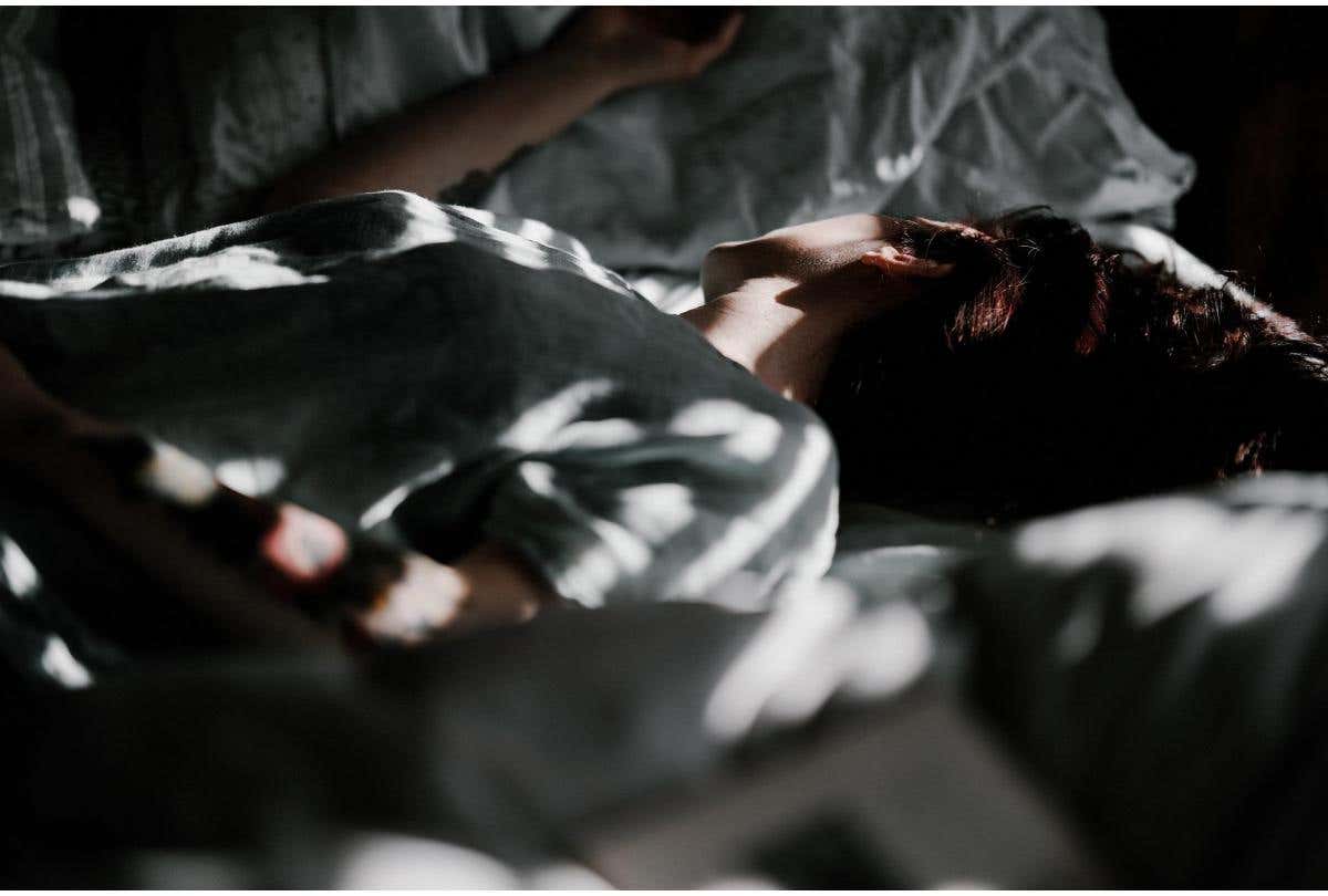 好眠師的睡眠儀式：準備一本煩惱筆記本，進入一個寧靜的睡眠狀態！